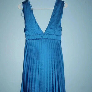 NWOT Sincerely Jules Pleated Blue Silky Satin Backless Deep V Neck Mini Dress S